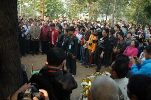 2012.10.2郑悟清先生墓地祭拜